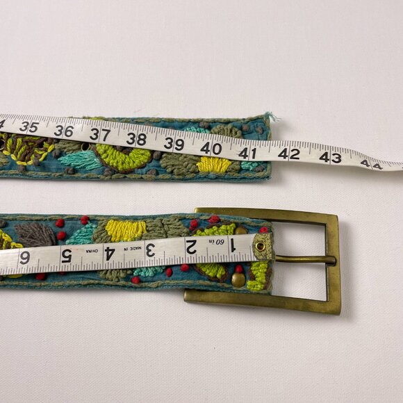 Boho Floral Embroidered Canvas Belt Size S/M - Picture 4 of 9